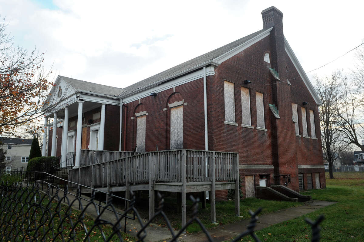 City to get more library branches