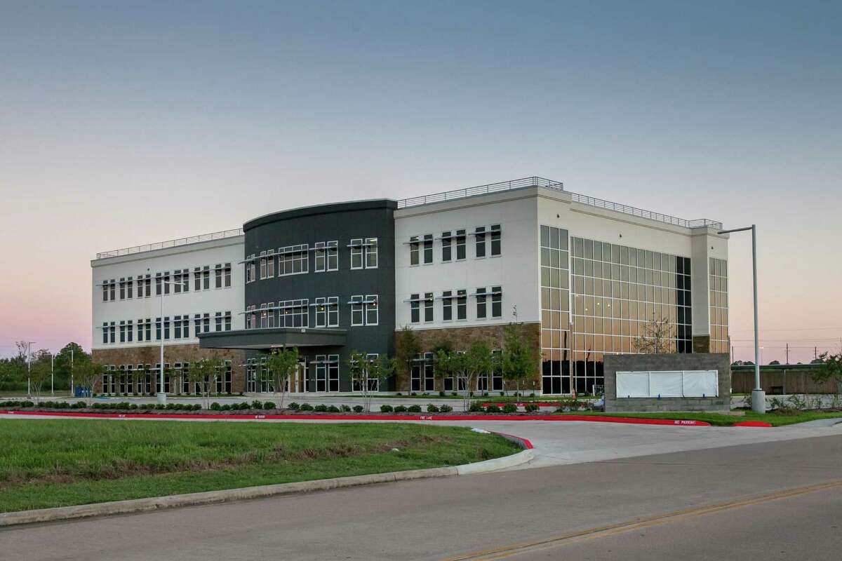 Phase I of Katy Medical Plaza has been awarded LEED Gold certification under the core and shell rating system by the U.S. Green Building Council. Jacob White Construction Co. is developing the 150,000-square-foot, three-building medical office project at Kingsland Boulevard and Cobia Drive in Katy. Transwestern handles leasing.