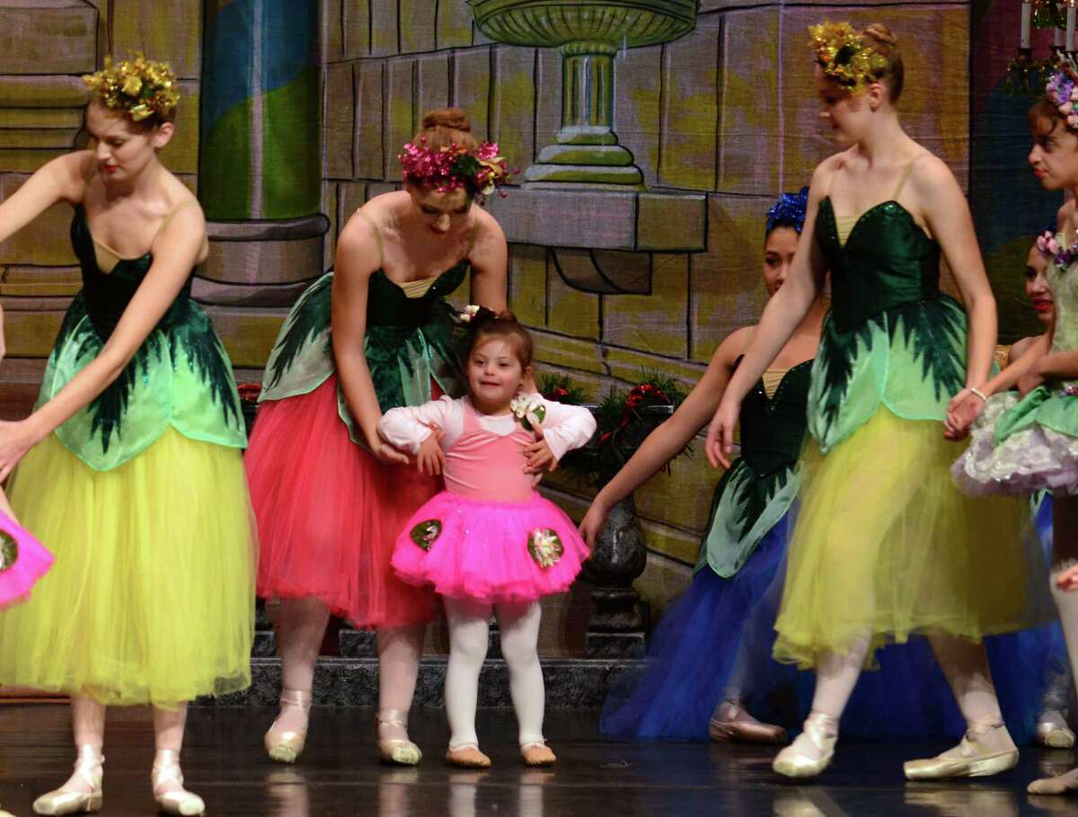 Dancers shine in holiday performance of “The Nutcracker Suite”