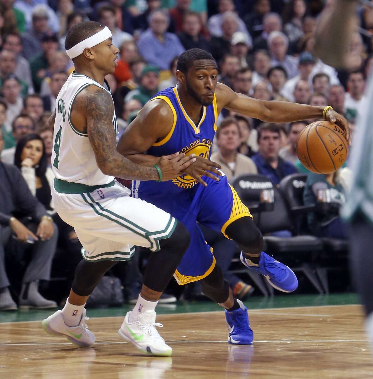 Injuries to Barnes, Barbosa force Warriors to change rotation