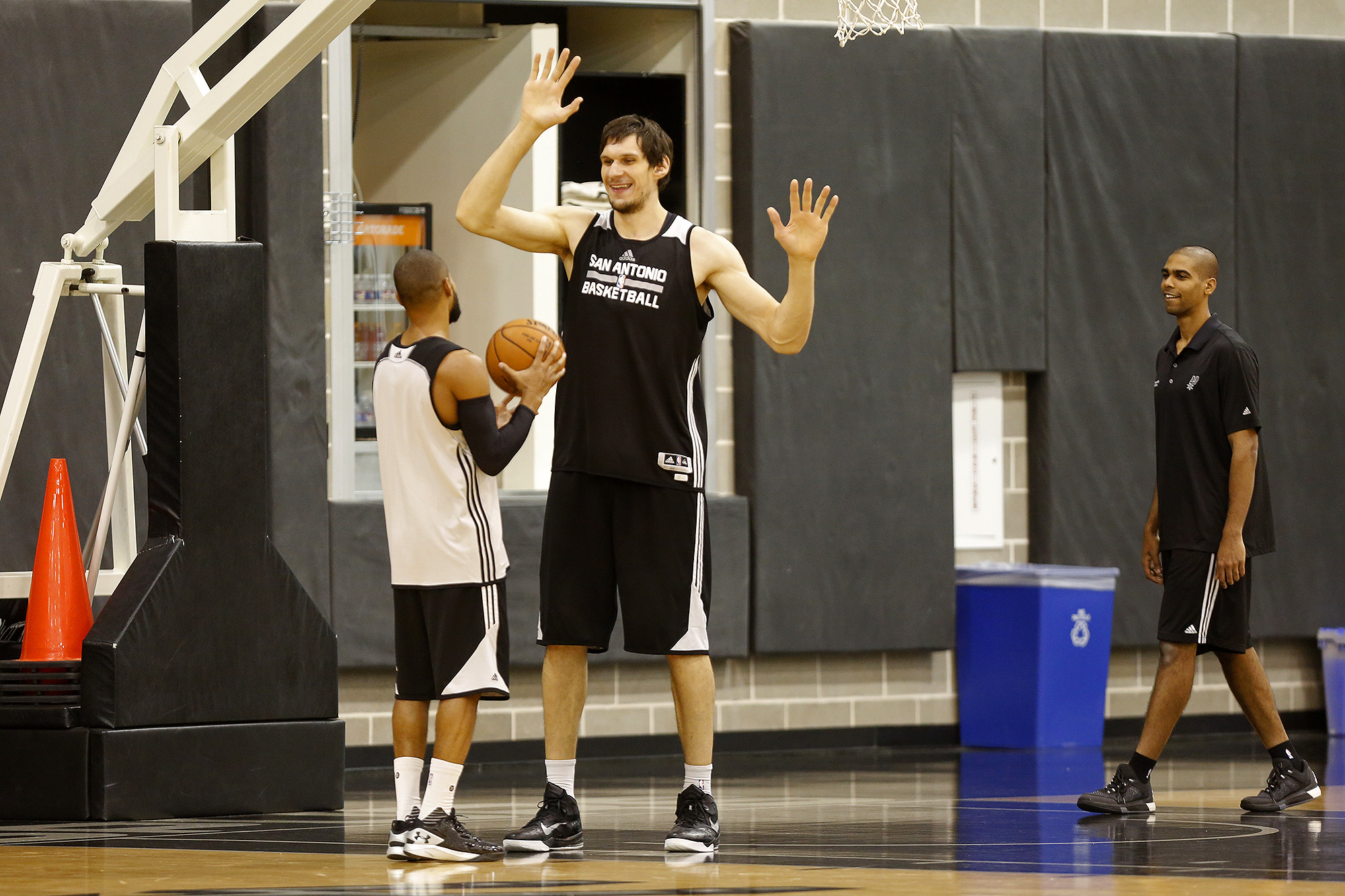 Boban Marjanovic Is Entering Fans' Hearts, if Not the Spurs
