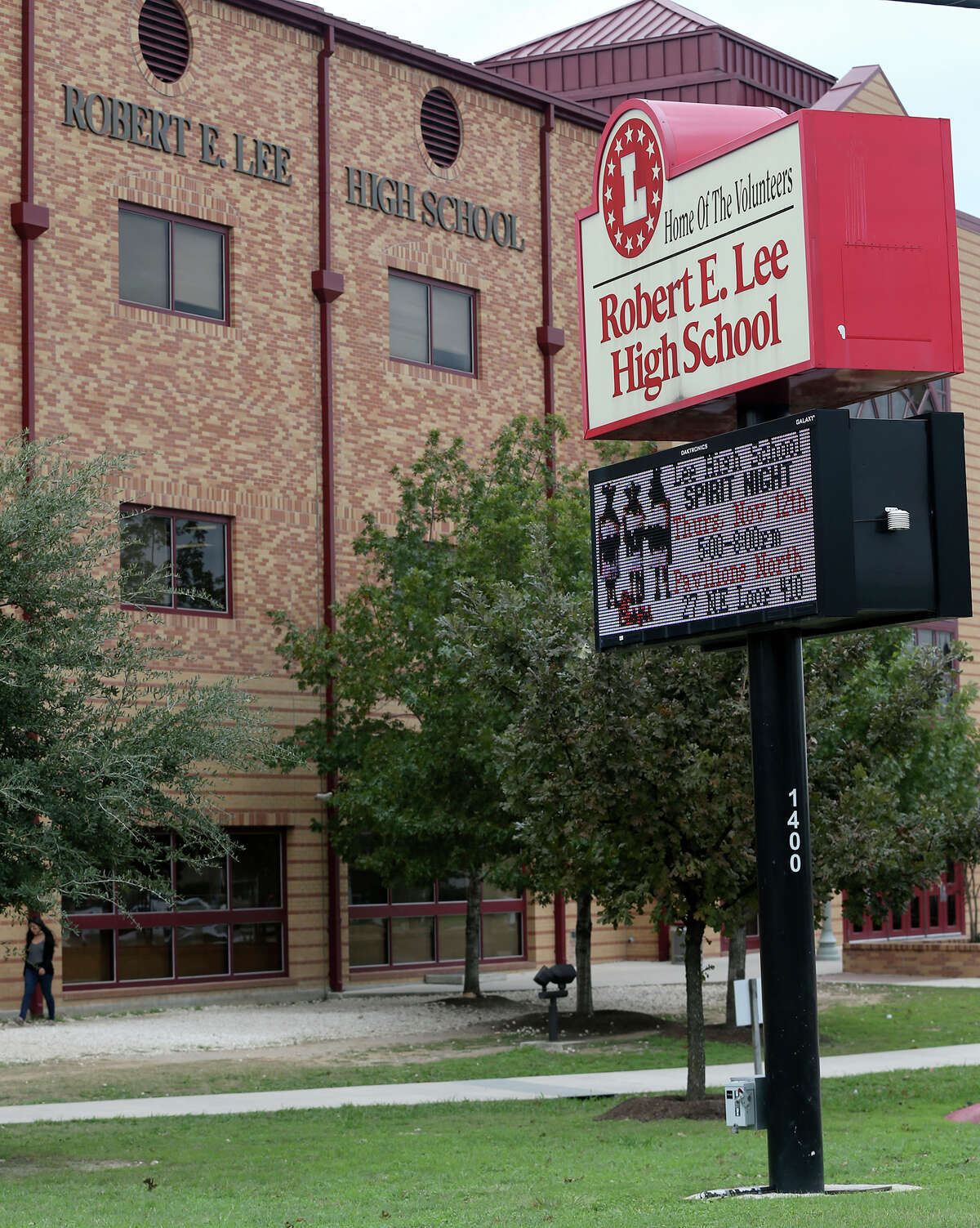 After the NEISD board voted not to rename Robert E. Lee High School, one dissenting trustee said he was concerned the board hadn’t sought input from the broader community.