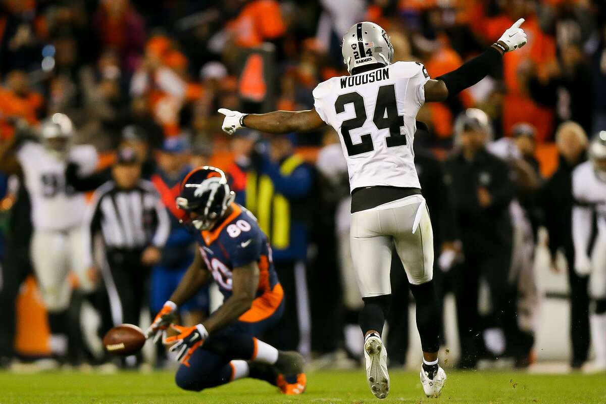 October 25, 2015 Oakland Raiders free safety Charles Woodson #24 in action  during the NFL Football game between the Oakland Raiders and the San Diego  Chargers at the Qualcomm Stadium in San