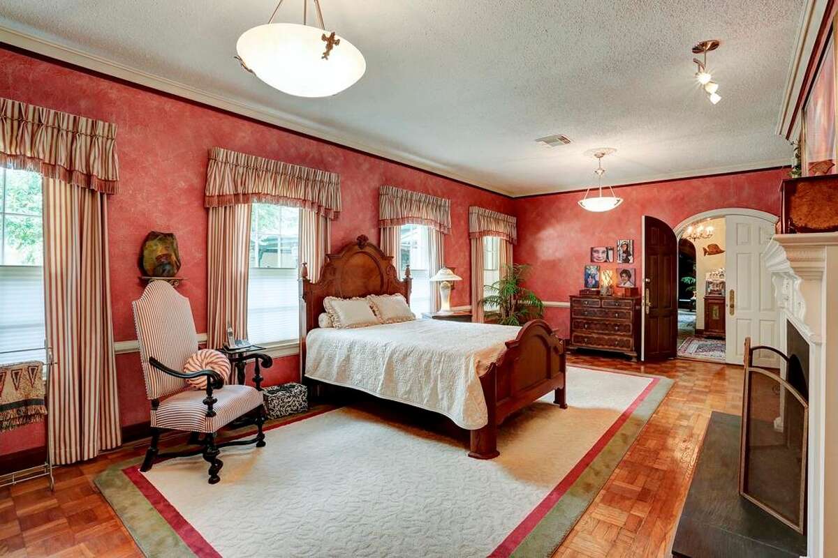 8 vintage, yet luxurious, farm homes for sale around Texas