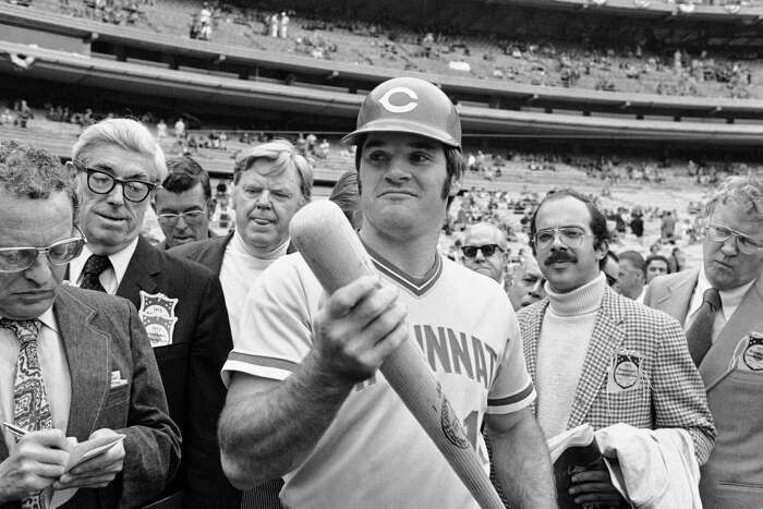 Pete Rose Says He Can Finally Wear A Cincinnati Reds Hat In Public 'Without  Fans Throwing Rocks' At Him – OutKick