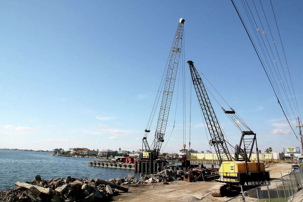 Galveston's gateway park finally repaired seven years after Ike