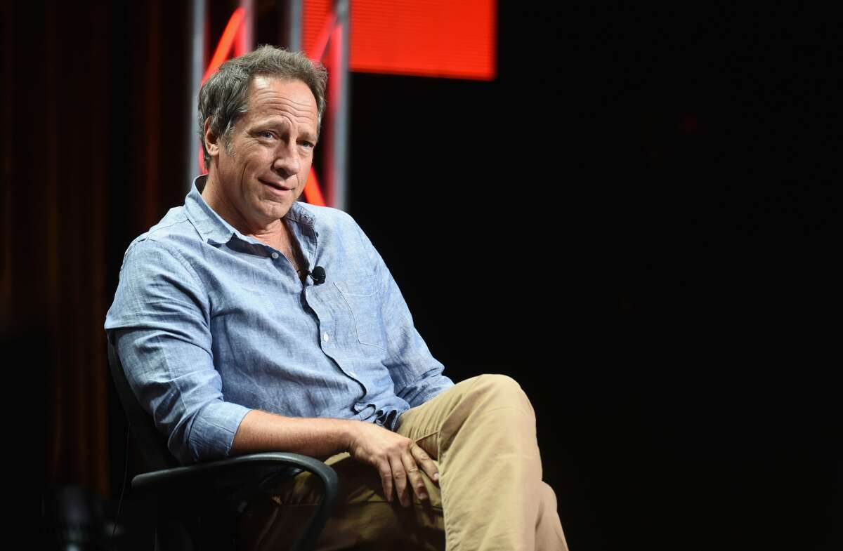 Mike Rowe criticized Sen. Bernie Sanders over a tweet the candidate sent to followers.