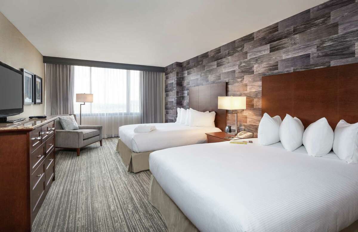 DoubleTree Hotel Galleria gets modern makeover