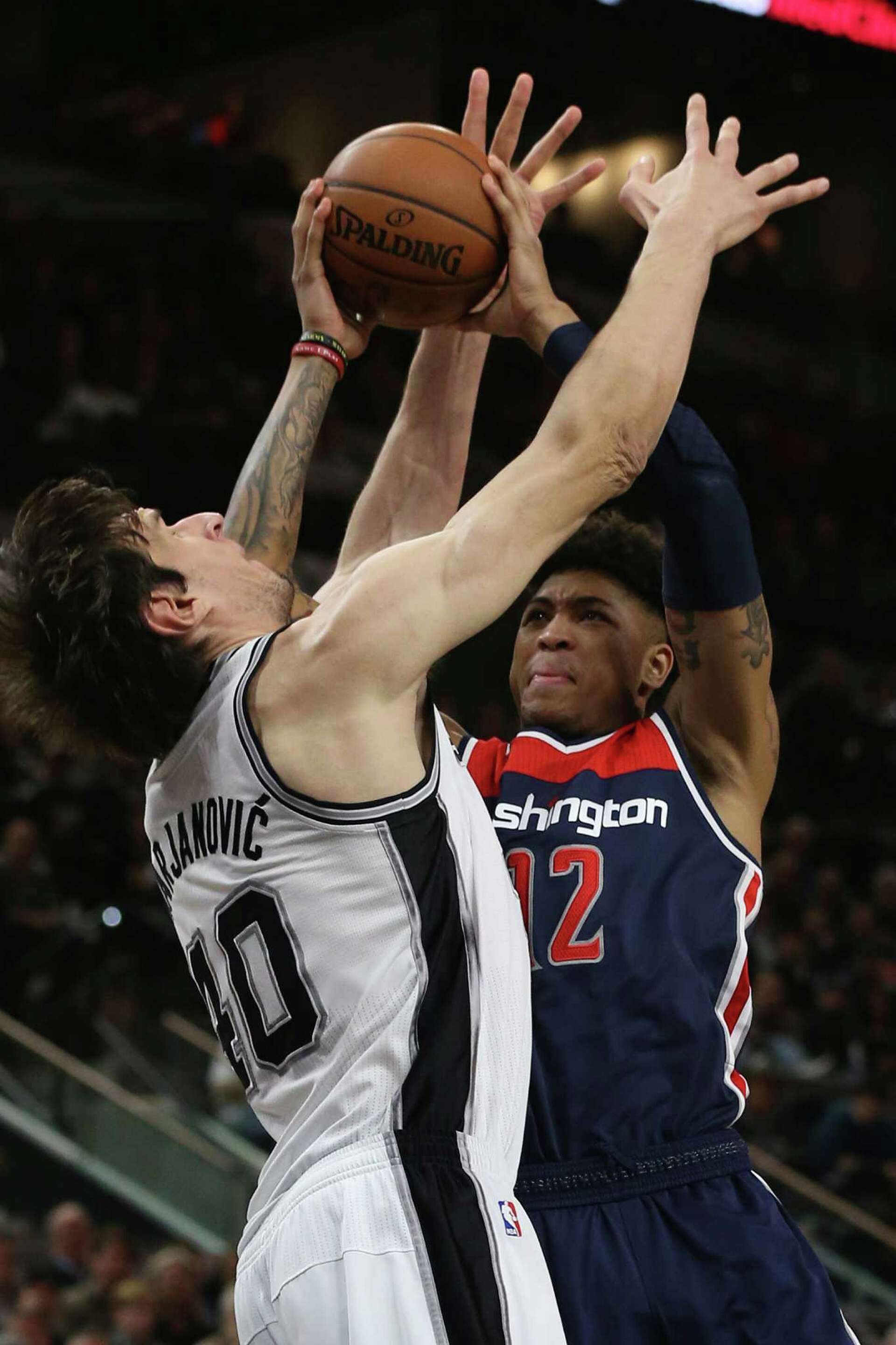 boban marjanovic standing dunk
