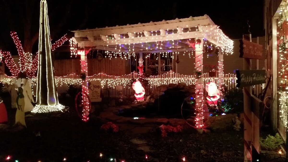 Houston Home Boasts Adorable Pug Murals For Christmas Decorations