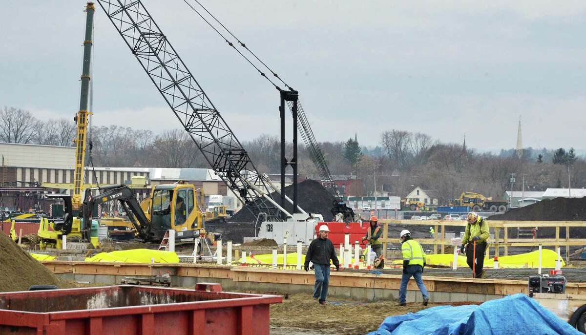 Work continues at Rivers Casino and Resort at Mohawk Harbor Thursday Dec. 17, 2015 in Schenectady, NY. (John Carl D'Annibale / Times Union)