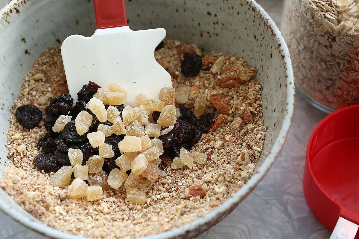 Recipe Departure Granola Bars by Nana Joes