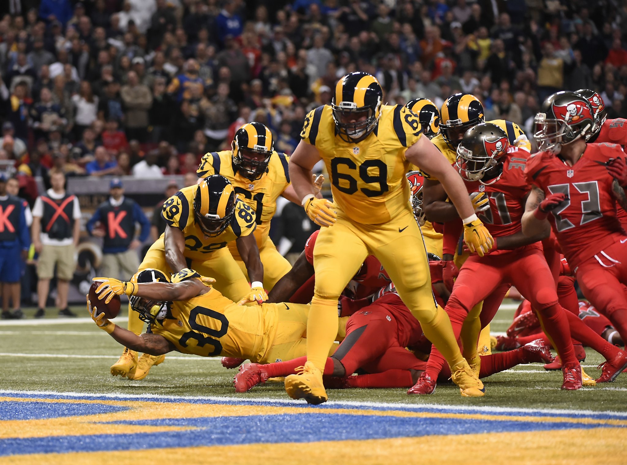 St. Louis Rams beat Tampa Bay 31-23 ahead of possible LA move