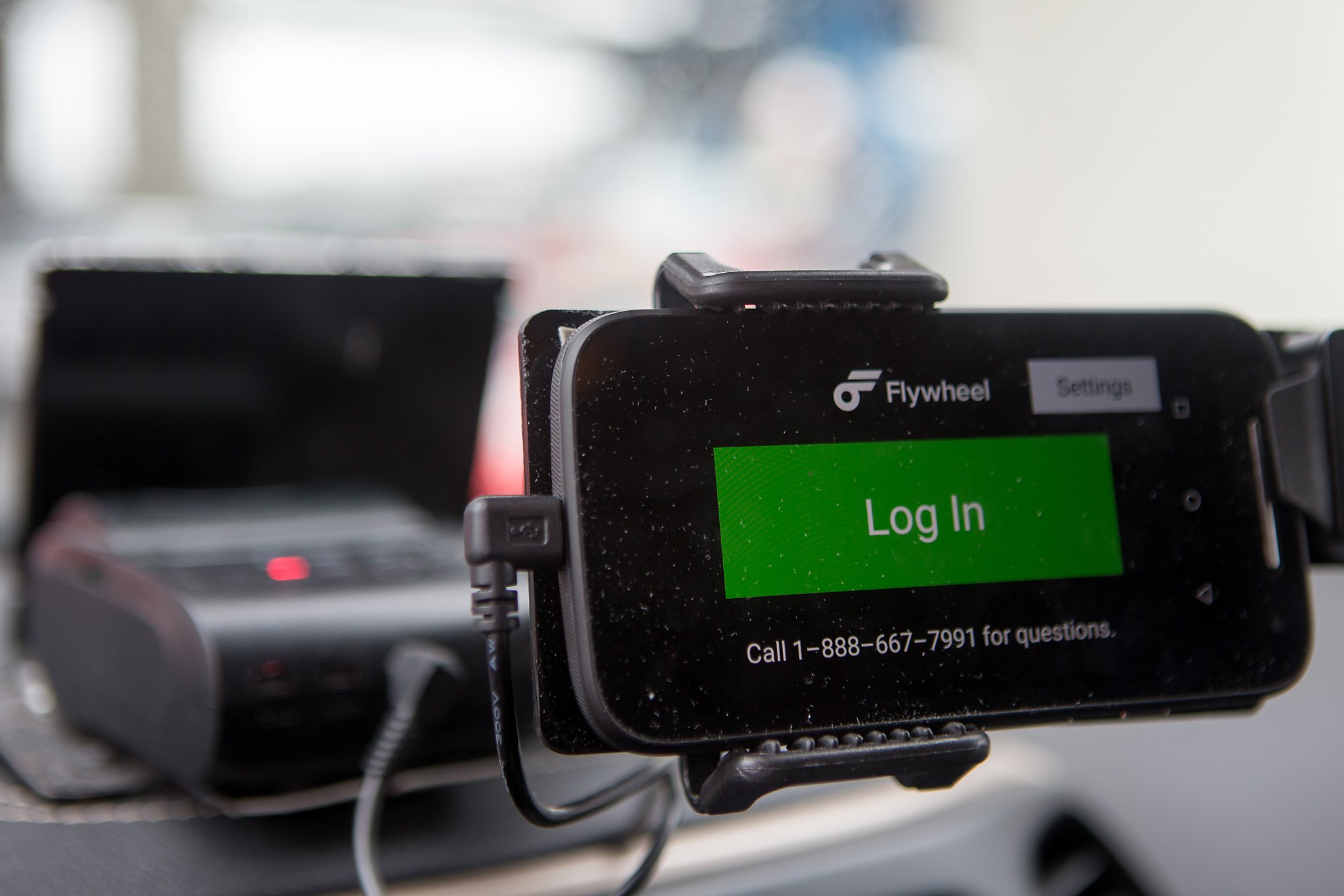 Flywheel aims to replace taxi meters with cloudbased tool