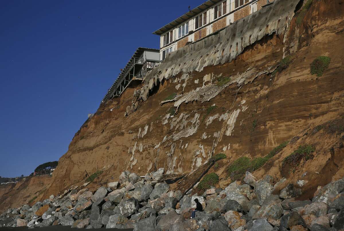 Pacifica in state of emergency over El Niño storm damage