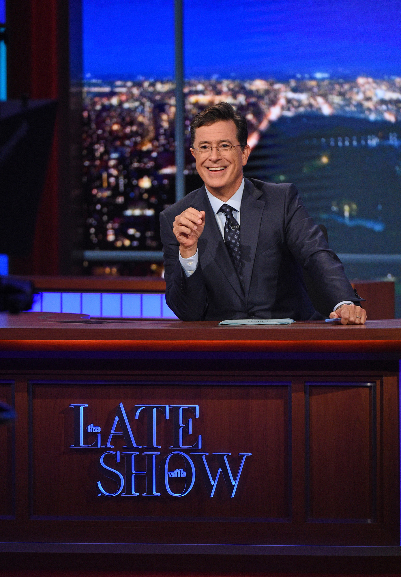 Американские ток шоу. Stephen Colbert the late show. Вечернем шоу Стивена кольбера.. Late Night show with Stephen Colbert. The late late show with Stephen Colbert.