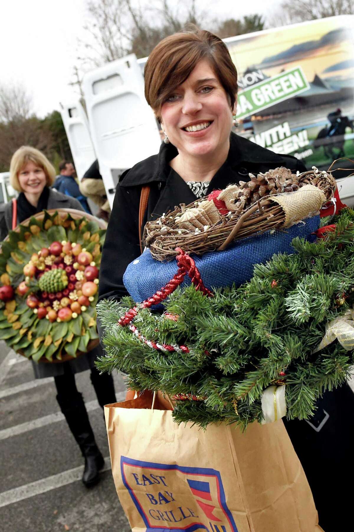 Times Union wreath contest sparked community's creativity, generosity