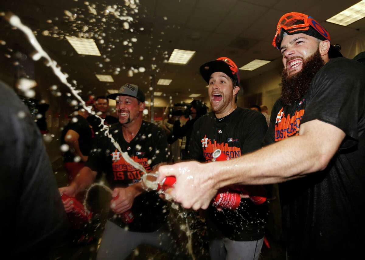 Astros celebrate first playoff berth since 2005