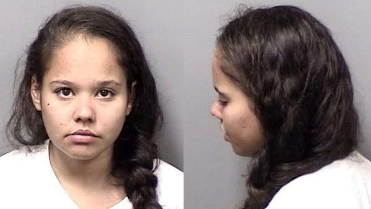 Girl Who Got A Arrested At Walmart Got One Fine Ass
