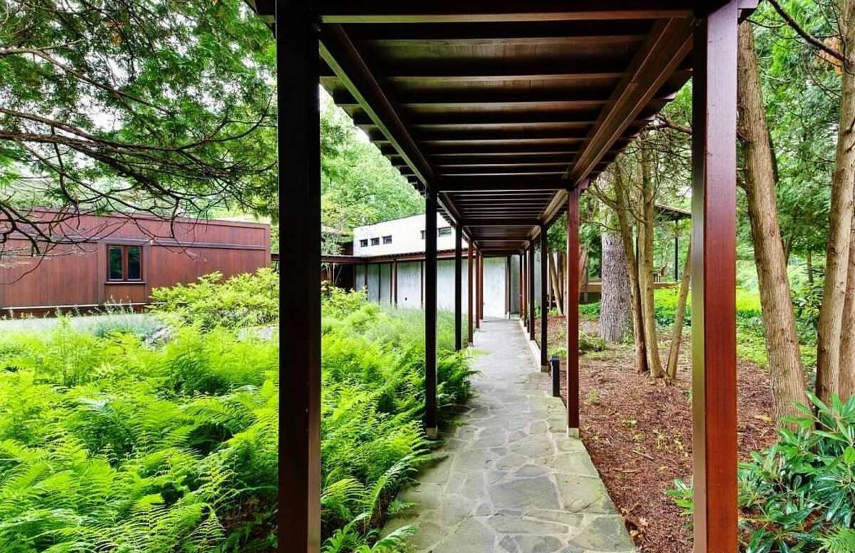 New York mansion on top of a 60foot waterfall going for almost 9 million