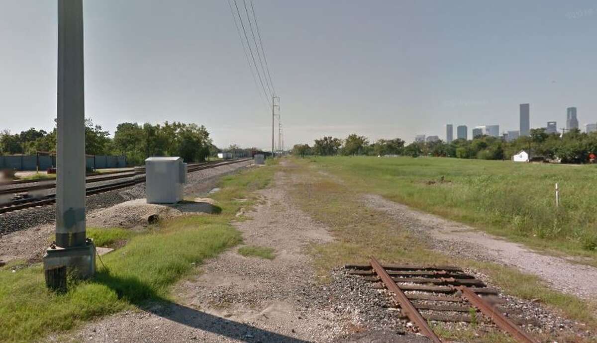 Houston police investigating after train conductor spots body in ditch