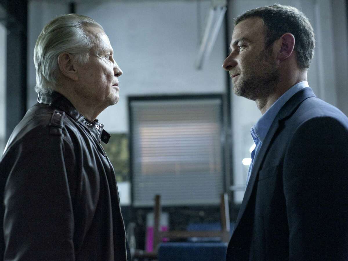 Films Et Séries Tv Avec Liev Schreiber New on DVD Dec. 29: Top TV shows 'Ray Donovan' and 'Shameless' are