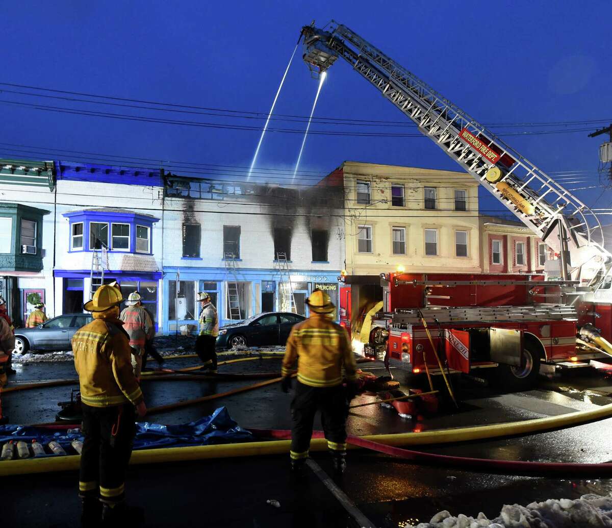 Waterford building razed after early morning fire