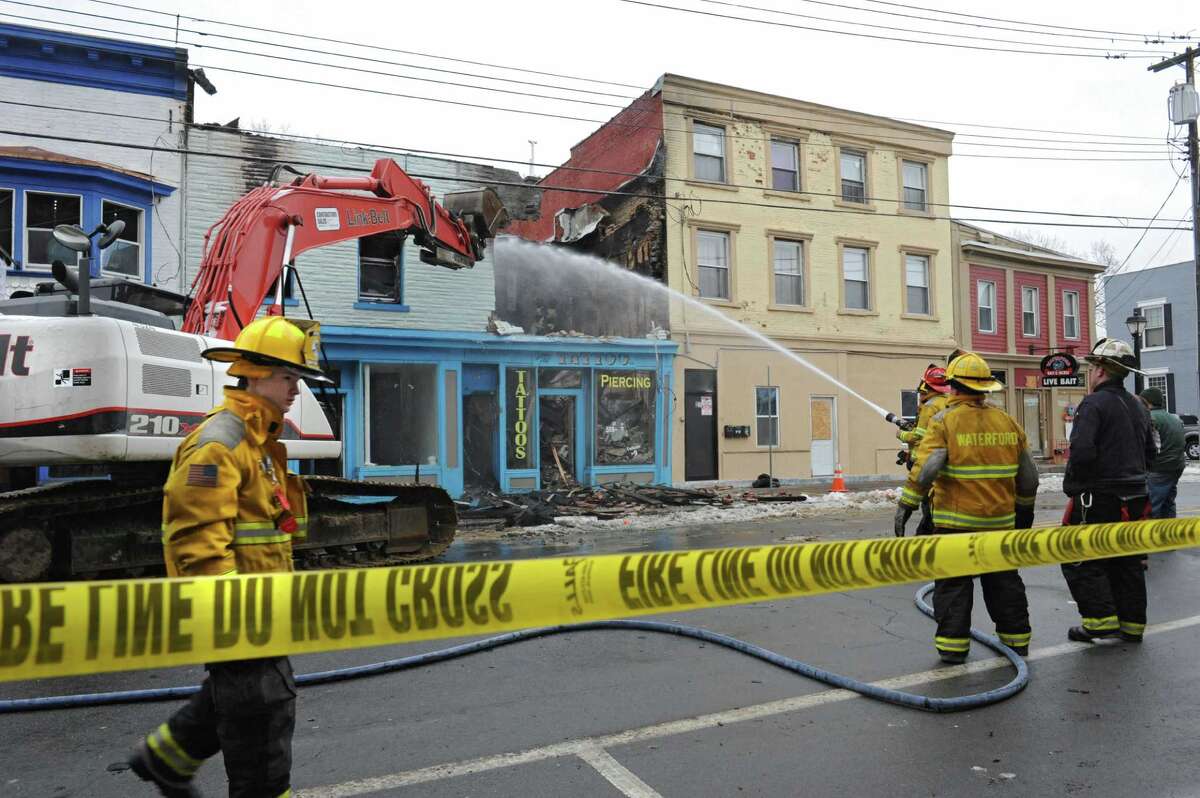 Waterford building razed after early morning fire