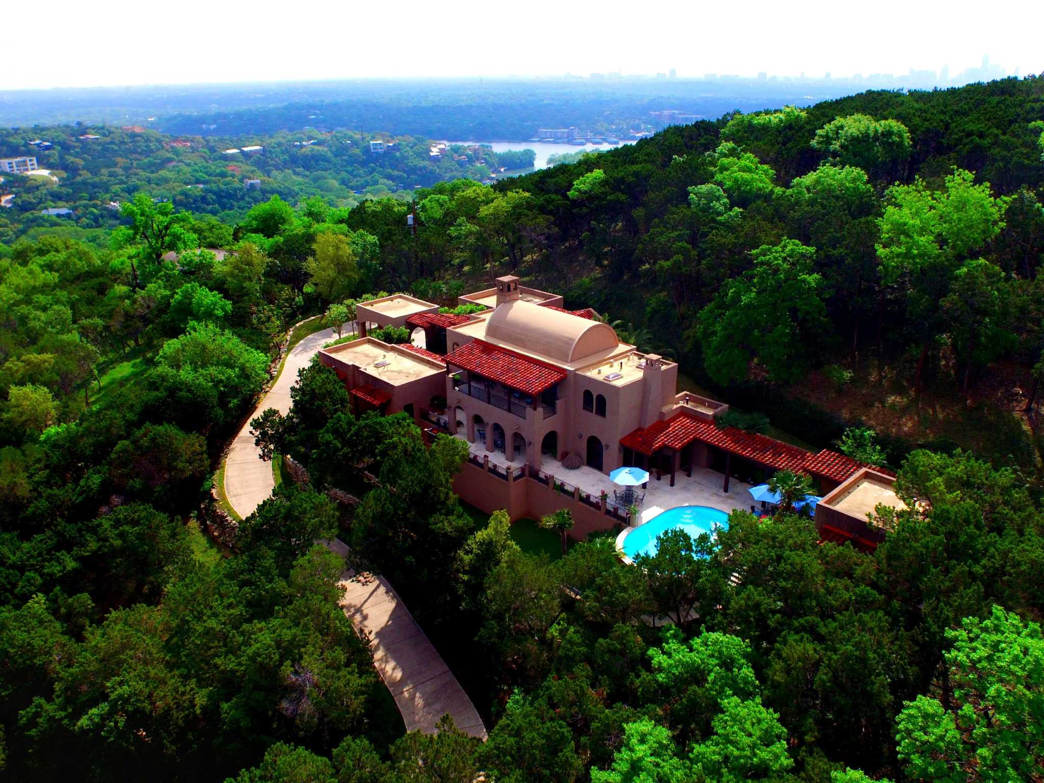 Austin Mansion With Stunning Views Of The Hill Country Hits Market At 2 2 Million