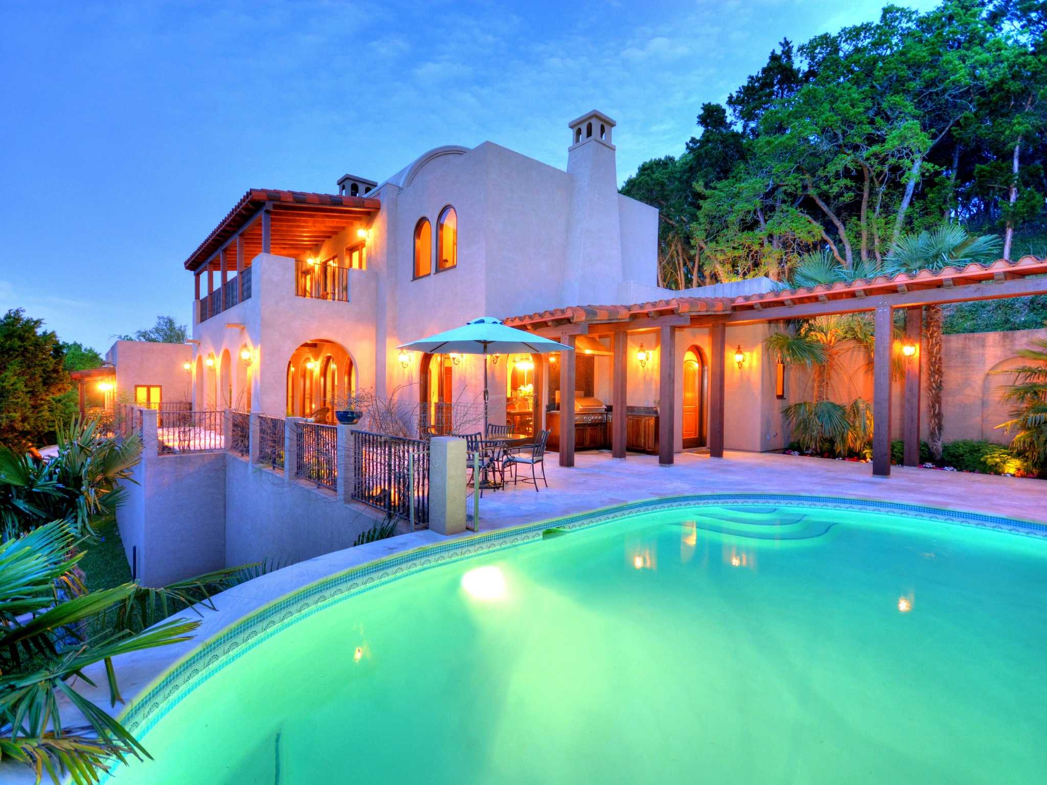 154A△ The Blue Mansion 108P Spectacular Southlake Estate Headed To The Auction Block via