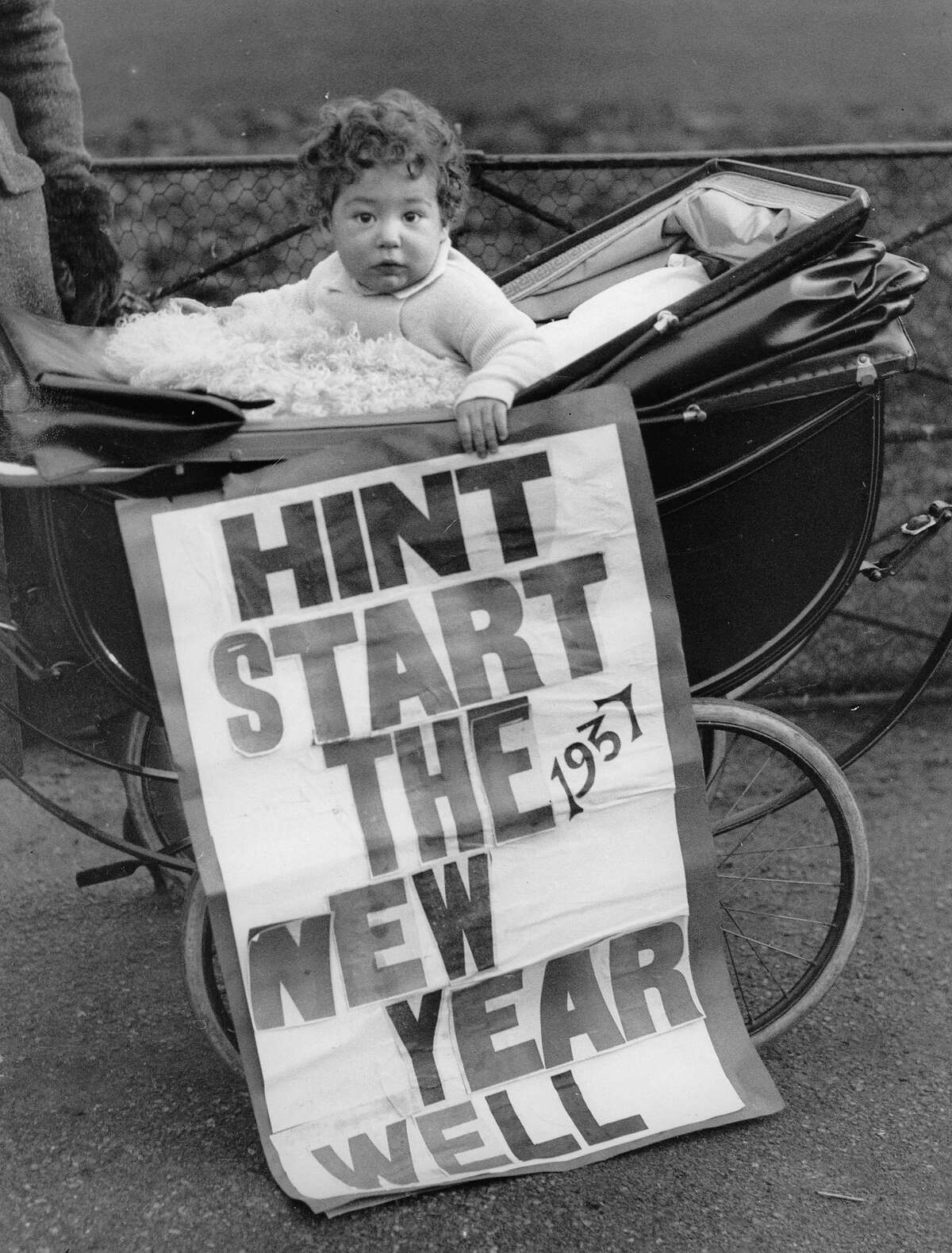 New Year'S Eve On : A Viral Phenomenon! - yhvxfm7