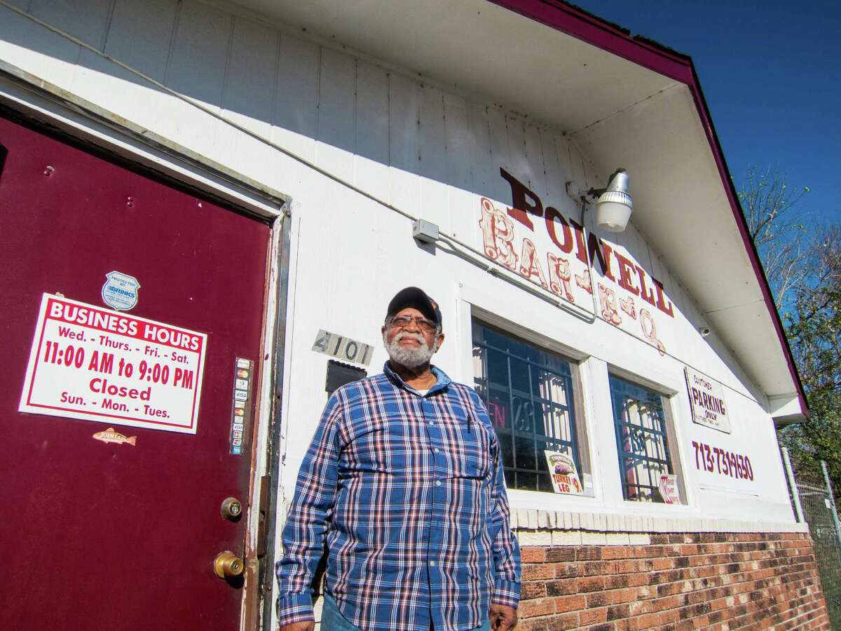 Felix Powell serves barbecue flavored with African-American and Cajun traditions.