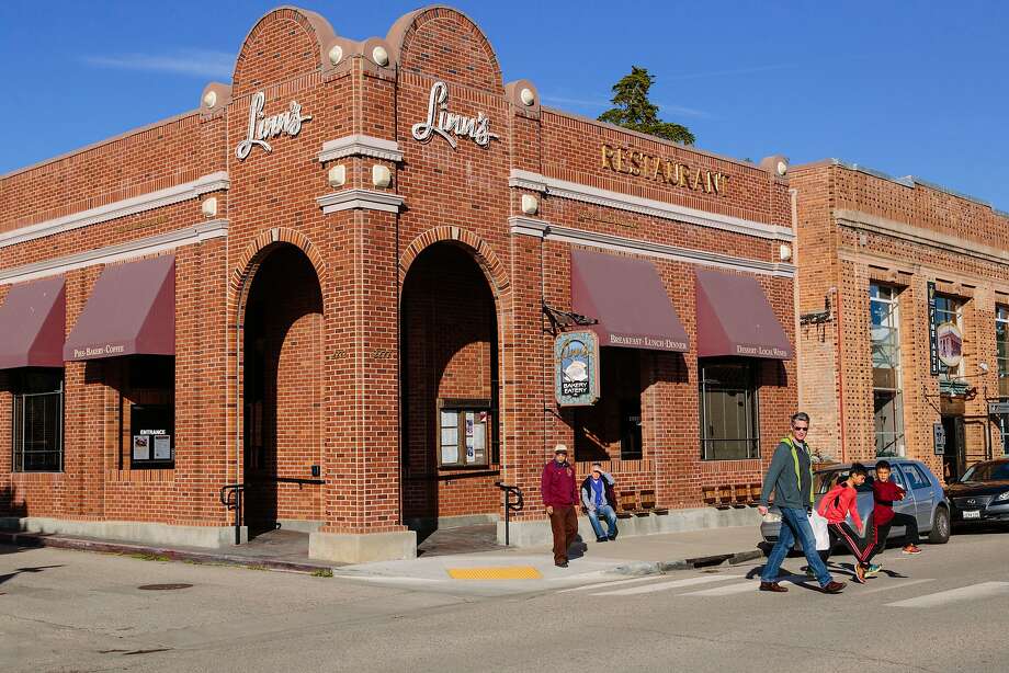 Cambria A taste of coastal town’s charm SFGate