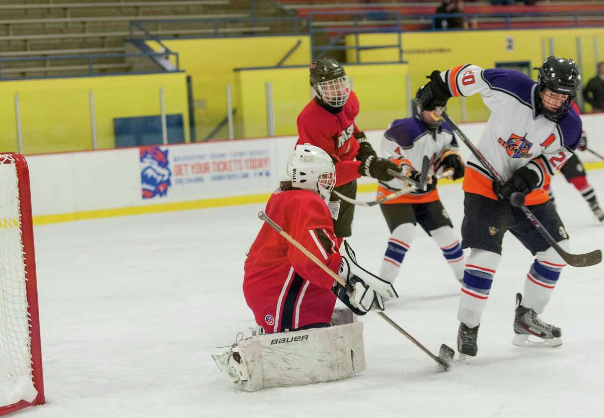 Stamford coop hockey defeats Masuk, stays unbeaten