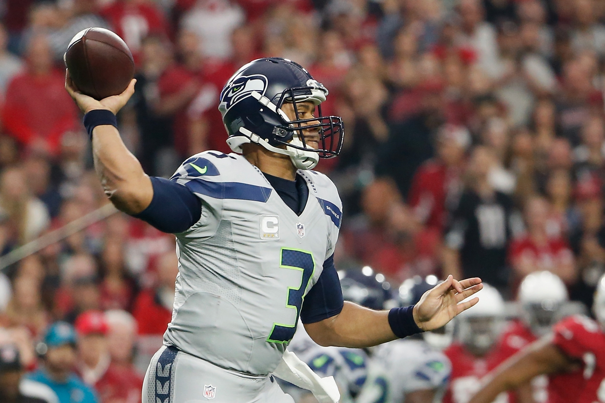 QB Russell Wilson Sets Seahawks Single-season Record For Passing ...