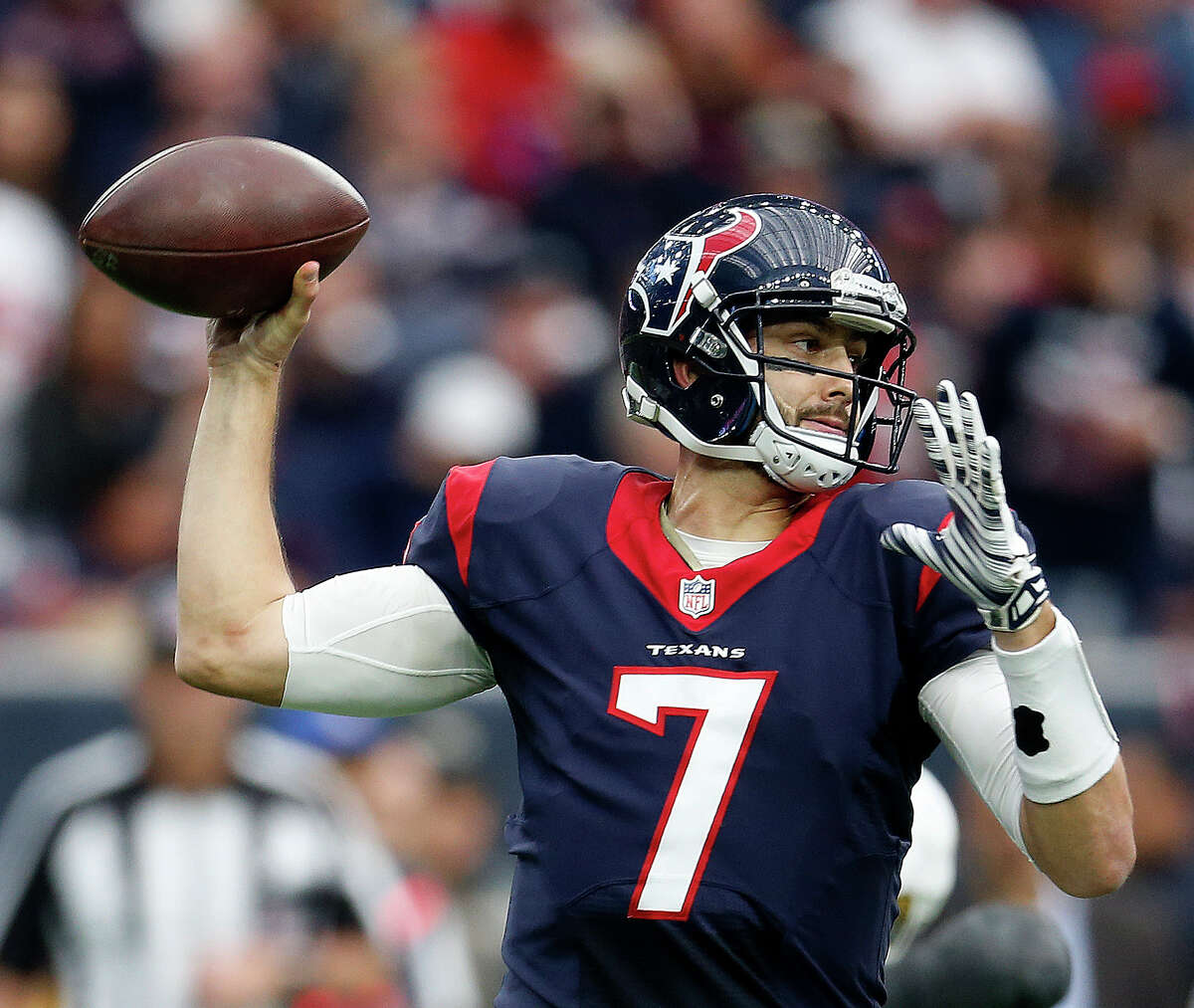 After season full of twists, Texans QB Hoyer now a playoff starter