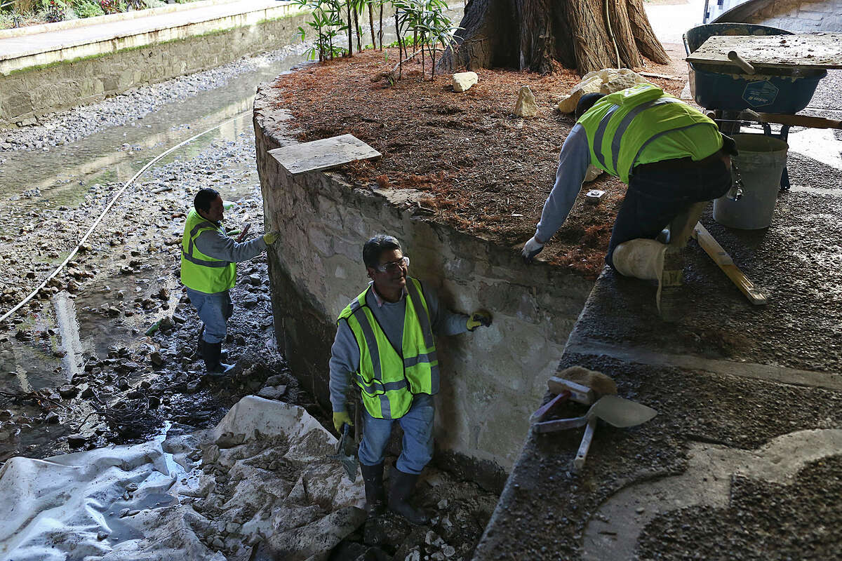 San Antonio drains River Walk to improve water quality in downtown