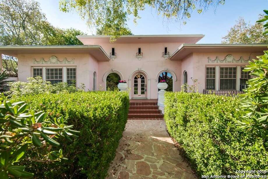 11 unique, artistic and stylish homes for sale in San Antonio San