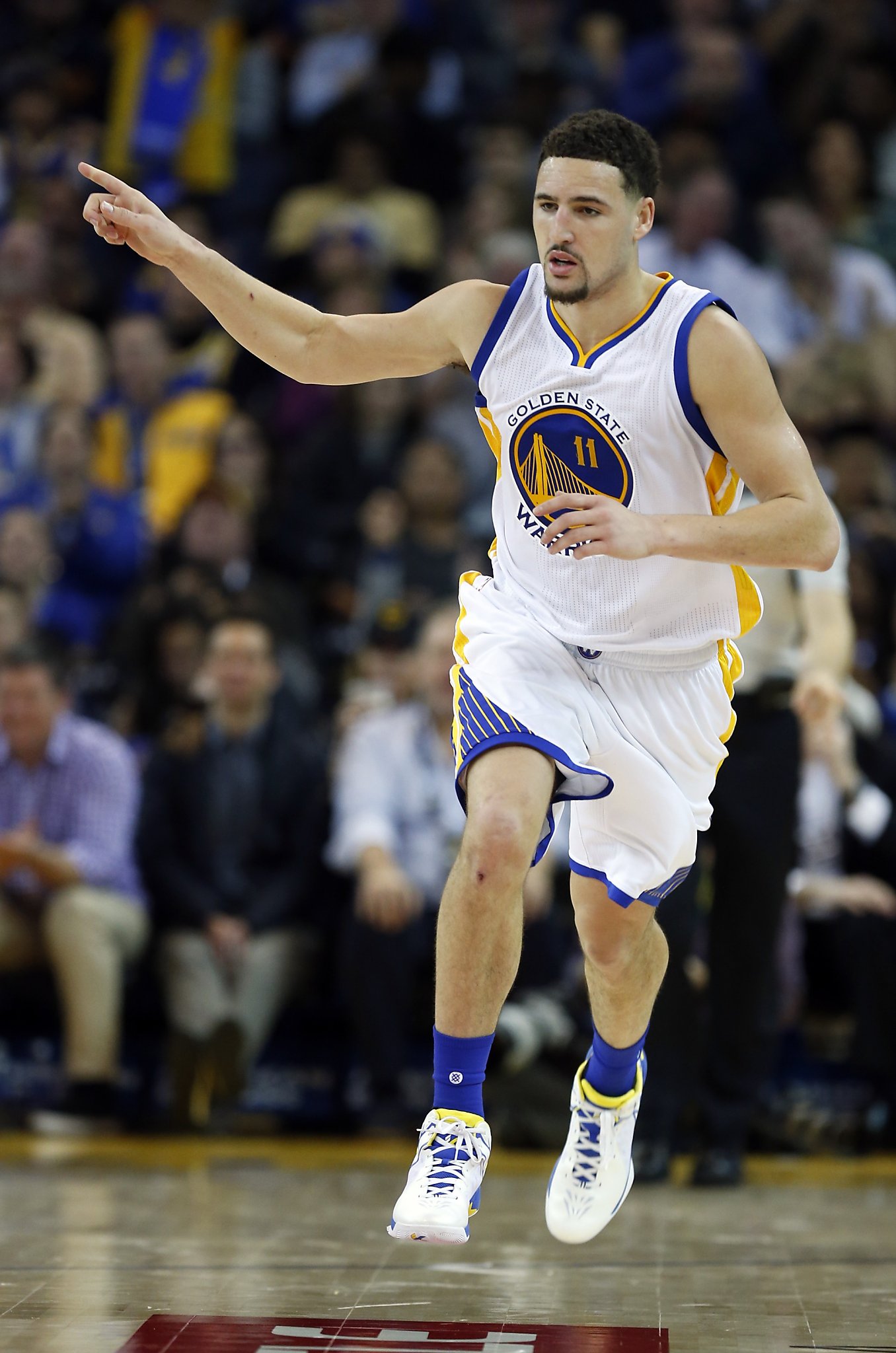 Golden State Warriors 2012-13 season: Stephen Curry, Harrison Barnes  leading the way - SB Nation Bay Area