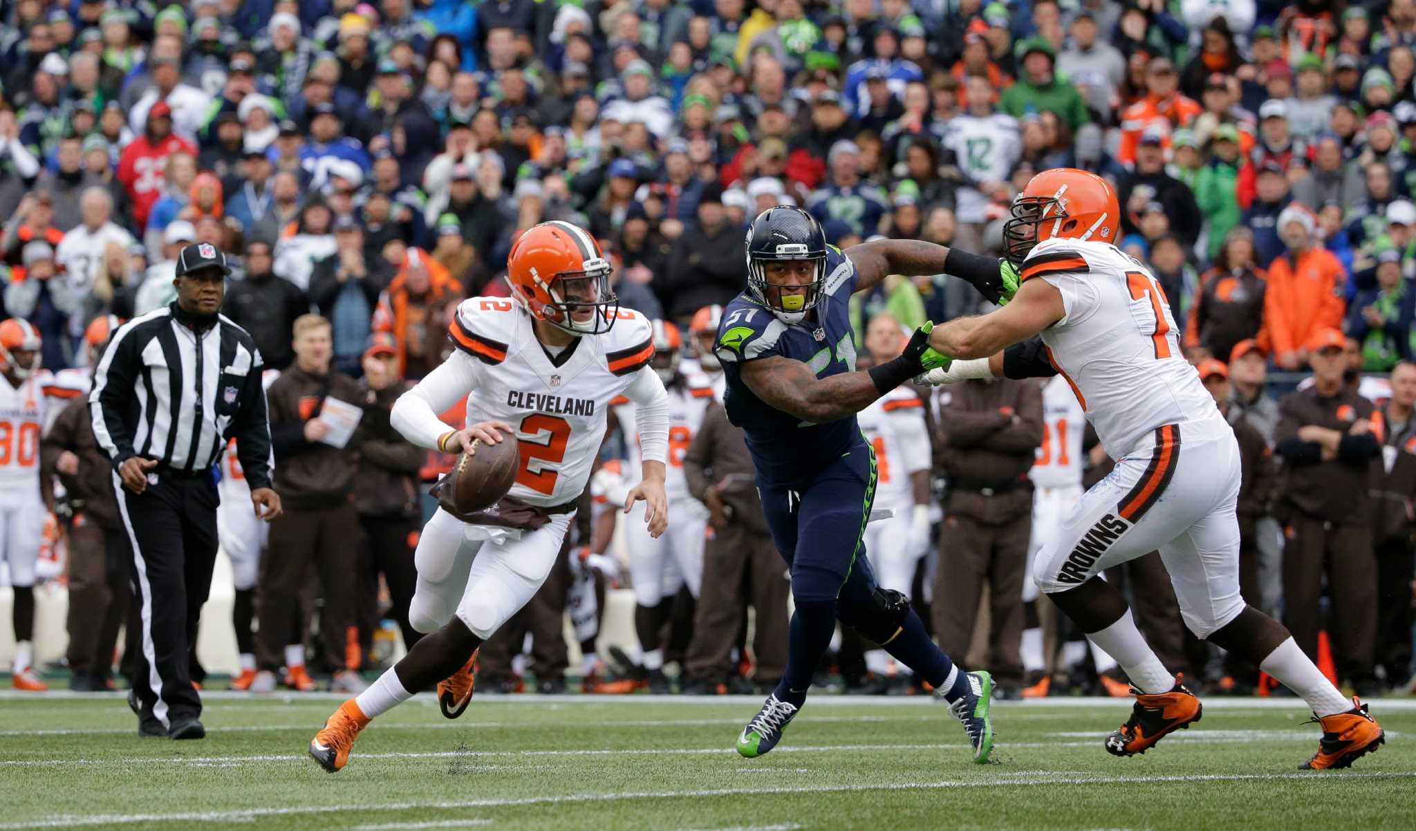 Johnny B. Good: Manziel leads Browns over 49ers 24-10