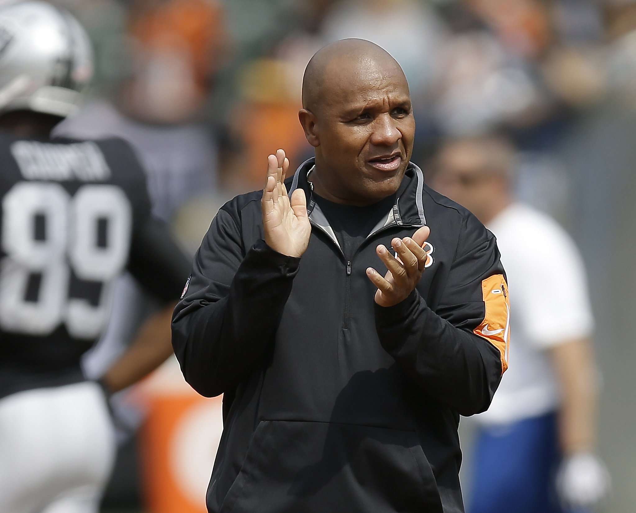 Report: 49ers could hire Hue Jackson today