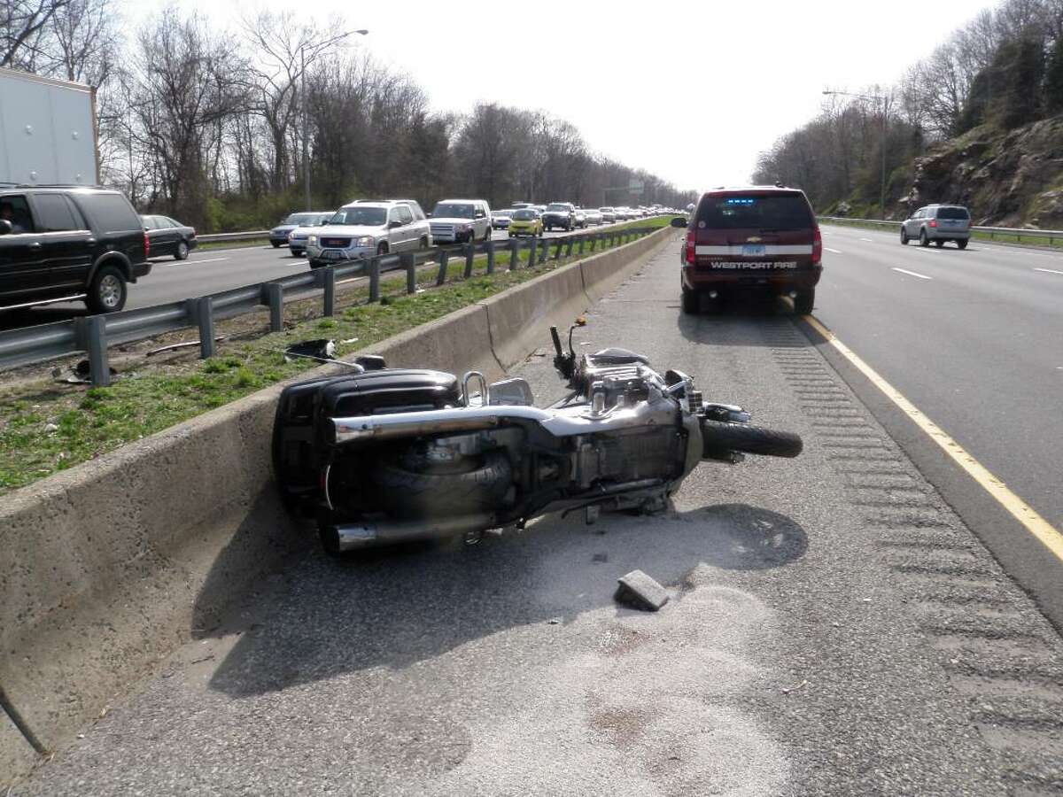 Massachusetts motorcyclist injured in I95 accident