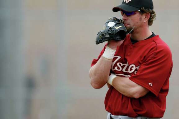Jeff Bagwell watches workouts at the Houston Astros' Spring Training facilities, Friday, February 24, 2006, in Kissimmee, Florida, the first full squad workout for the Astros this spring.  (Karen Warren/Houston Chronicle)