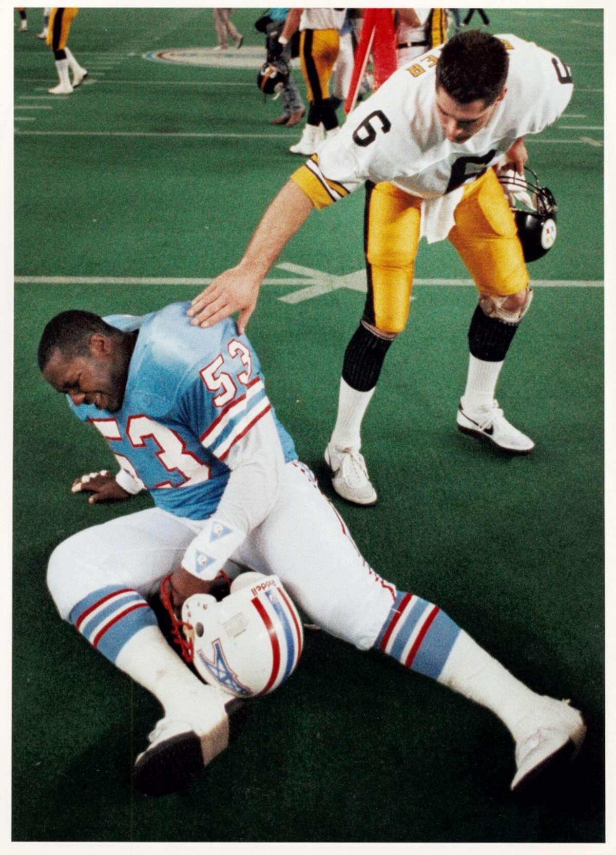 1989: Steelers 26, Oilers 23 (OT) The Jerry Glanville era ended in crushing fashion. The Oilers held a late lead, only to see the Steelers tie the score on Merrill Hoge’s 2-yard touchdown run with 46 seconds left. Then, after a Lorenzo White fumble in overtime, Pittsburgh’s Gary Anderson made a 50-yard field goal to oust the Oilers.