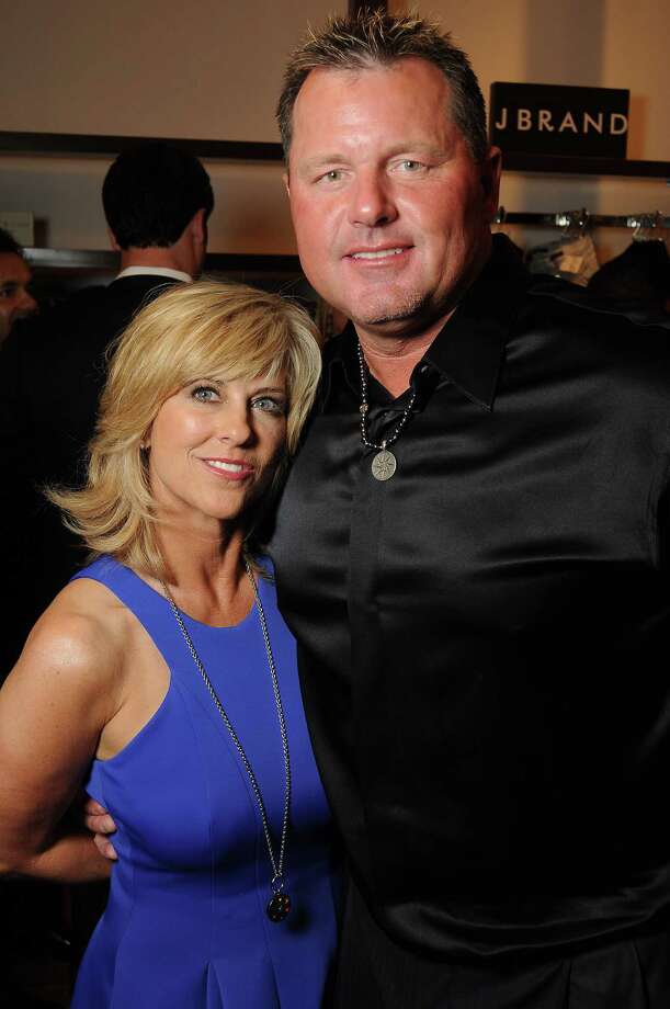 Pictures of roger clemens wife — img 15