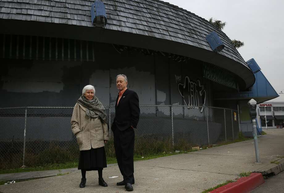 Architects Joyce Roy and Leal Royce Charonnat stand in front of closed Biff's Diner, the building they are trying to save Jan. 8, 2015 in Oakland, Calif. Photo: Leah Millis, The Chronicle