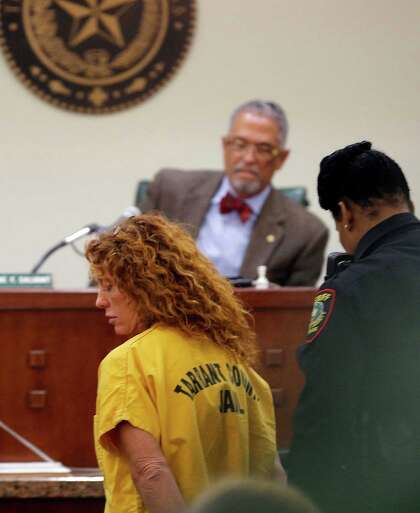Warrant Affluenza Teen S Mom Took 30 000 Before Flight