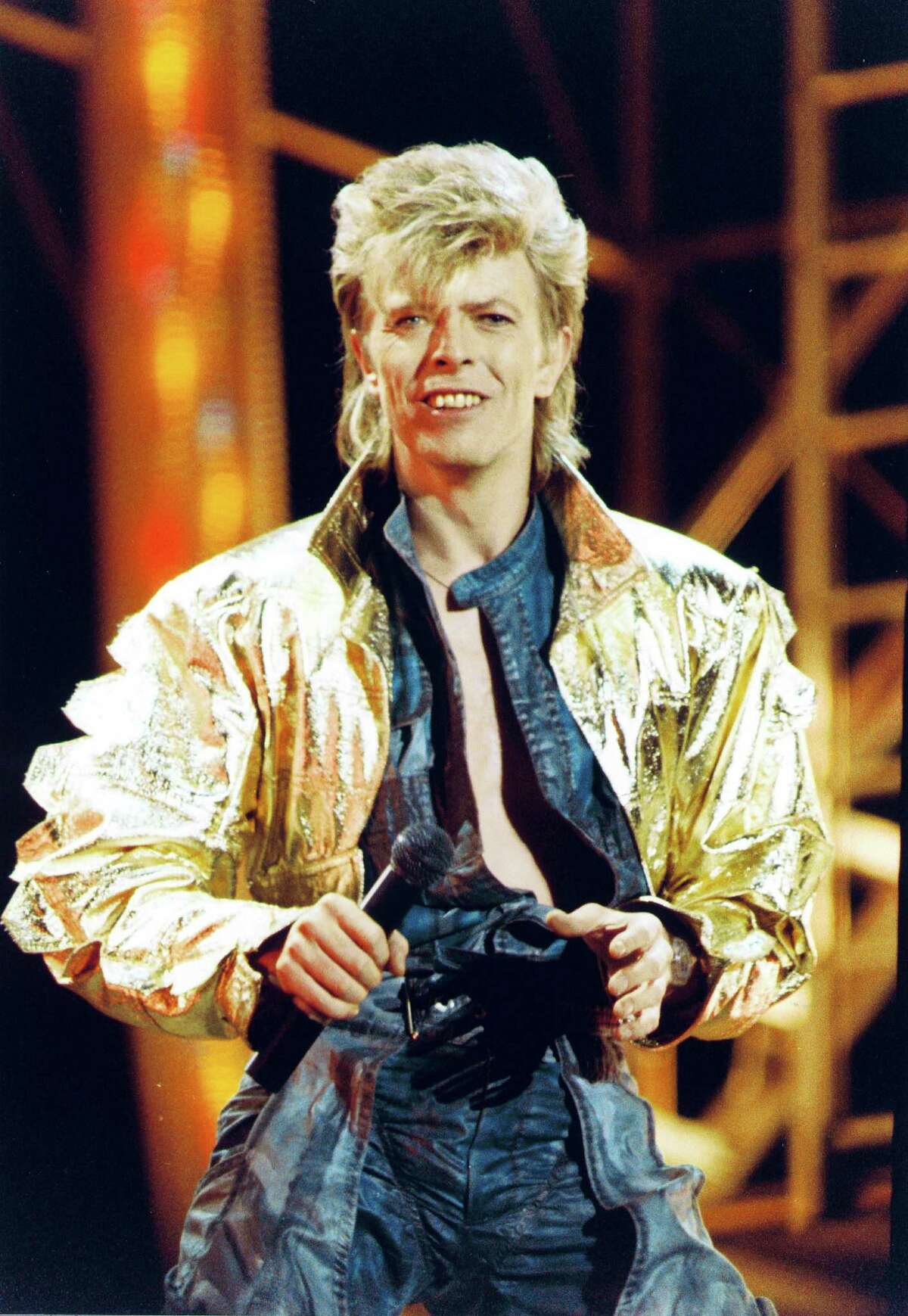 david bowie glass spider tour wembley 1987