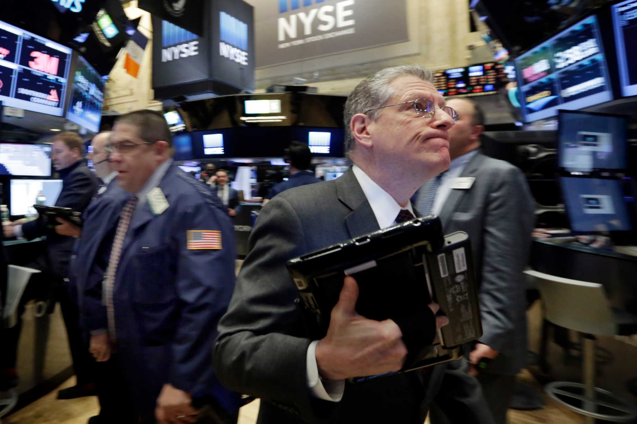 Stocks rebound as tech stocks lead gains