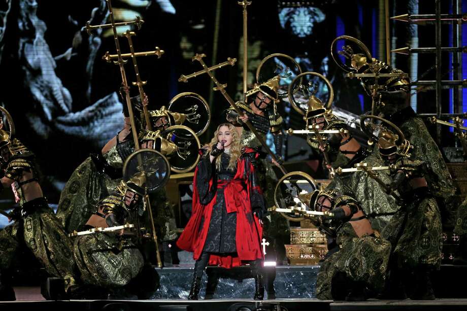 Madonna captivates Houston fans at Toyota - Houston Chronicle